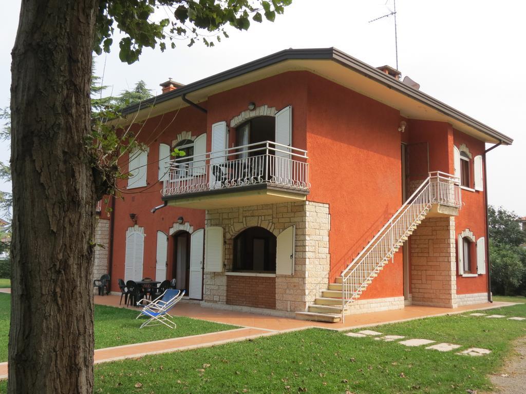Appartamenti Punta Gro Sirmione Exteriör bild