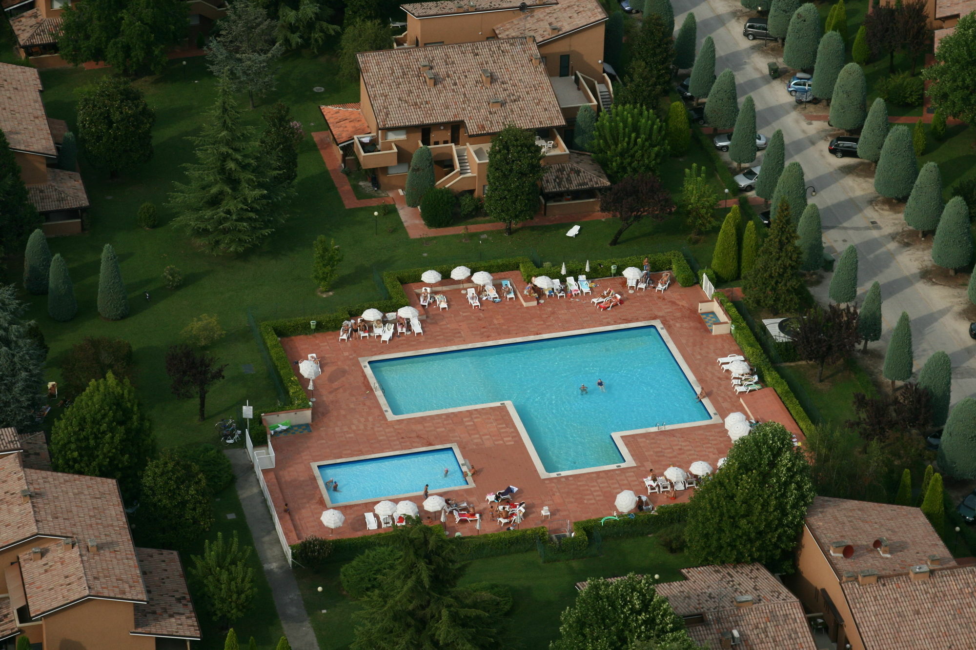 Appartamenti Punta Gro Sirmione Exteriör bild